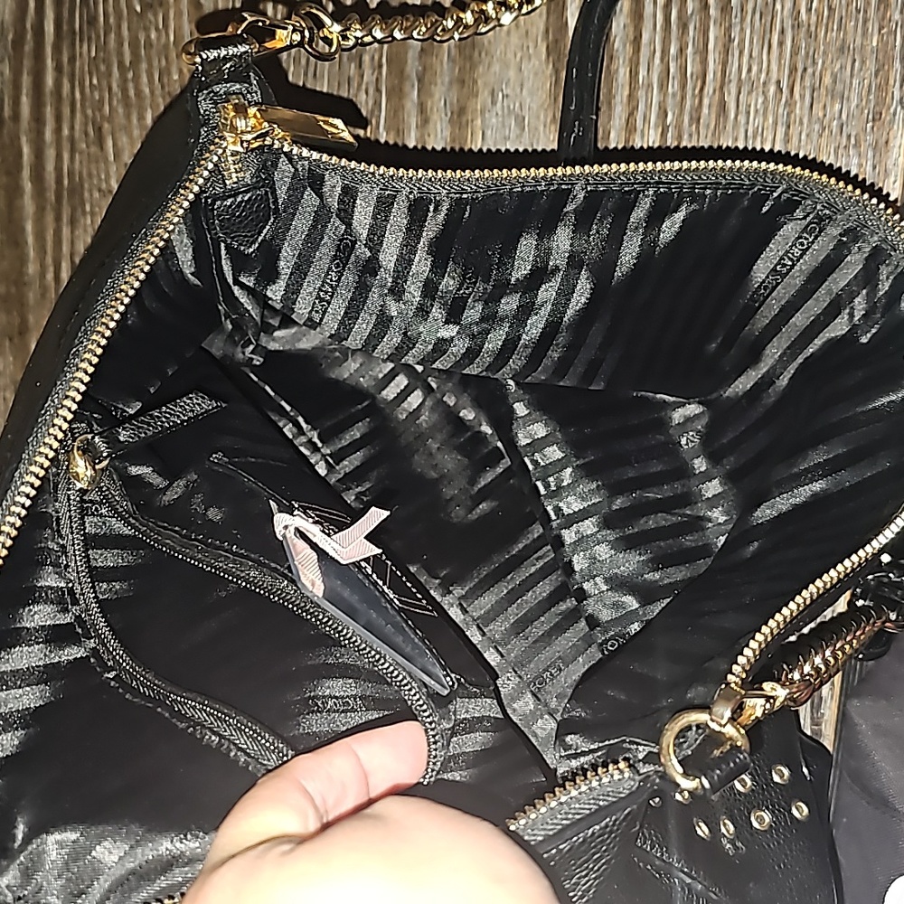 VS Purse and Wristlet Set - Picture 9 of 9